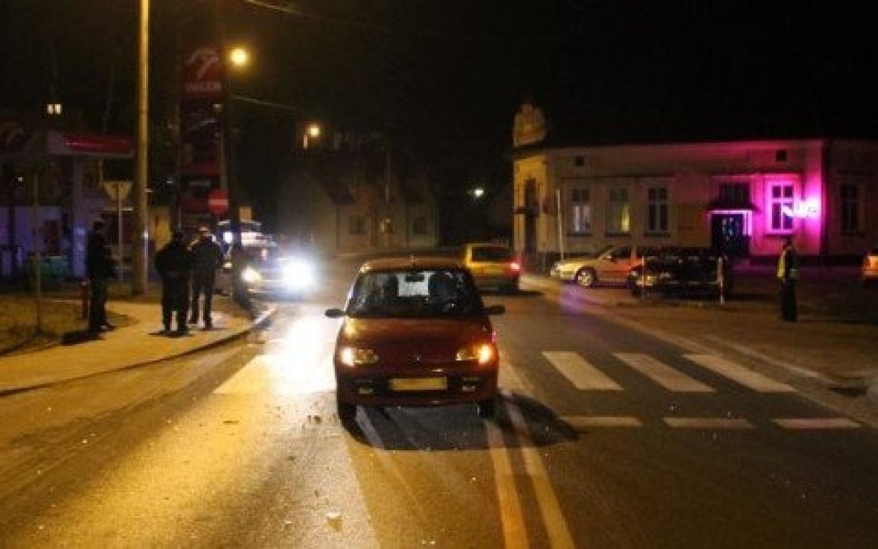 Zderzenie w Łękach, potrącenie w Zatorze – FOTO