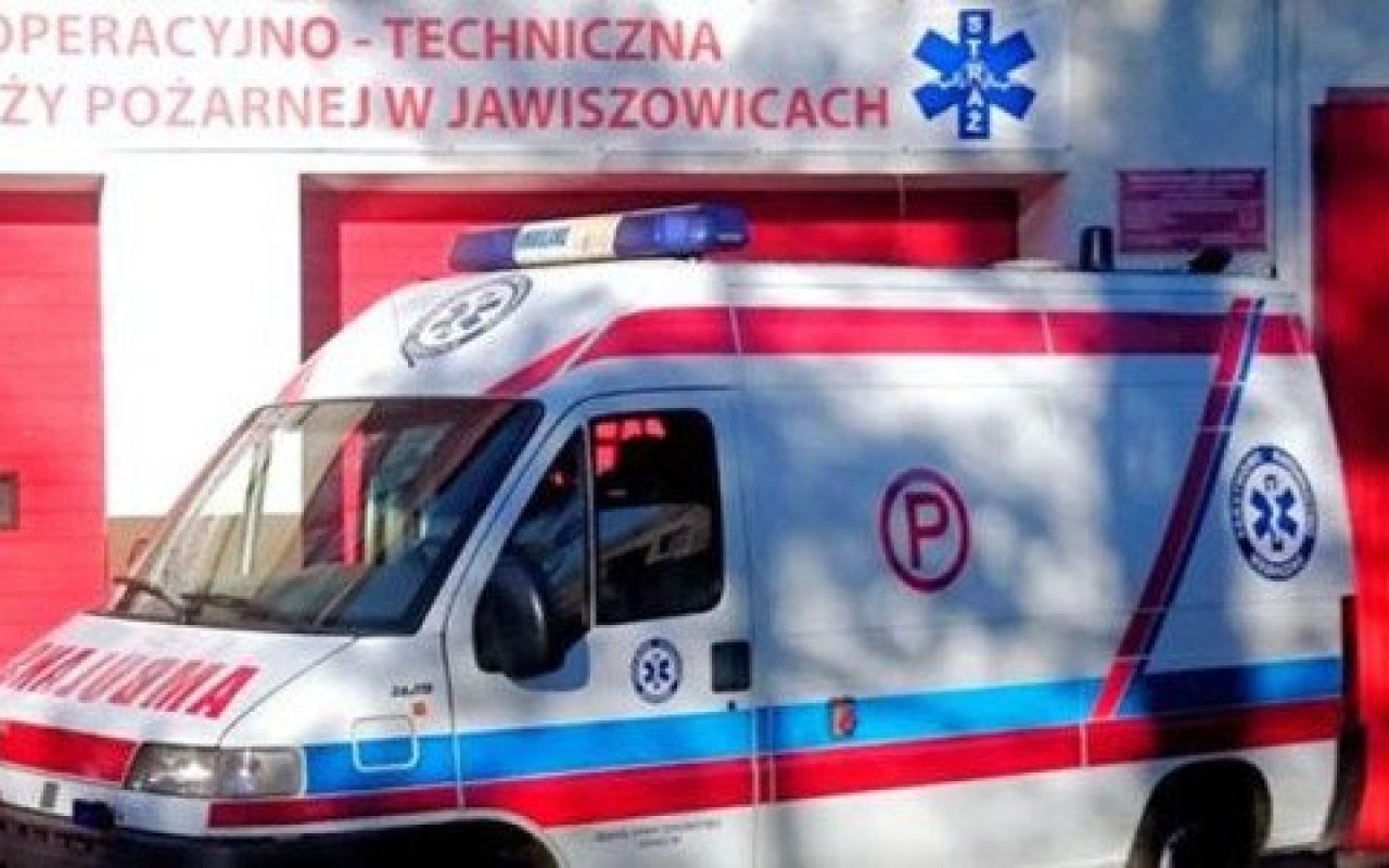 Karetka czeka na wyposażenie