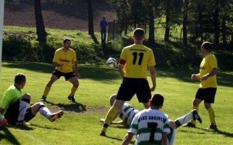 Piłkarze Solavii byli nieskuteczni, więc wywieźli z Piotrowic tylko jeden punkt