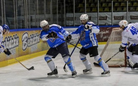 Trzecie i szóste miejsce drużyn z Oświęcimia w XV Mistrzostwach Polski amatorów