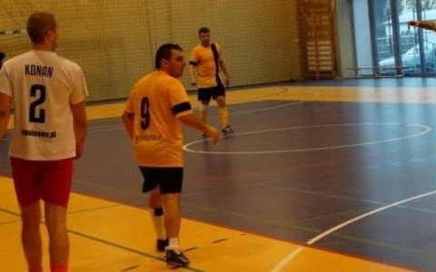 Amatorska liga z Brzeszcz bez Chłopaków ze Stadionuf