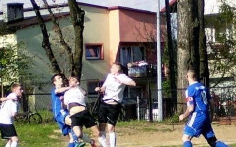 LKS Jawiszowice zyskał przodownictwo w gminie Brzeszcze, punkty i przybliżył się do V ligi