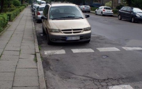 Samochodowy złodziej wpadł wraz z paserem