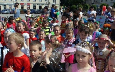 Cała Polska czyta Dzieciom – FILM