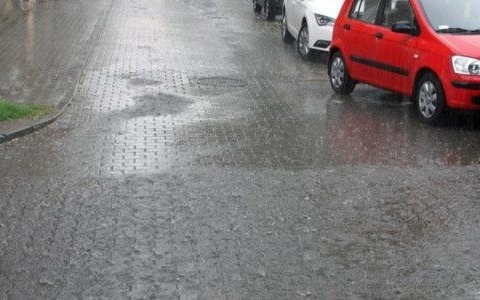 Burza, burza i po burzy – FILM