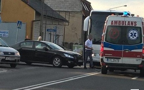 Kolizja i duże utrudnienia na Legionów – FOTO, FILM