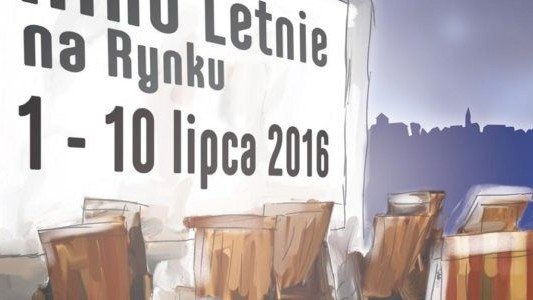 Letnie kino na rynku