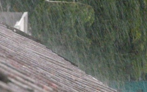 Utrudnienia drogowe po oberwaniu chmury