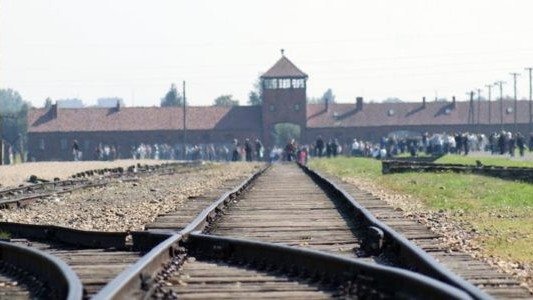 Portugalczycy chcieli wyryć imiona na Bramie Śmierci