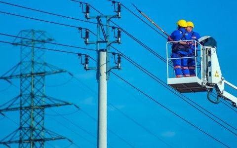 Awaria sieci energetycznej. Wiele osób bez prądu