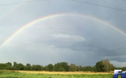 Tęcza rozbłysła na niebie – FOTO
