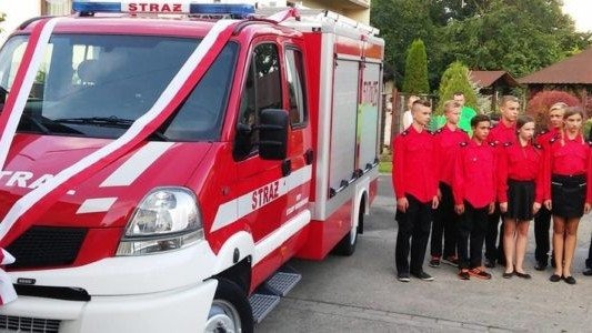 Nowy wóz strażacki dla Stawów Monowskich – FILM, FOTO