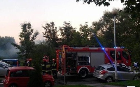 Spłonęła altana, zawalił się dach