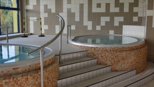 Kęcka pływalnia już dostępna – FILM, FOTO