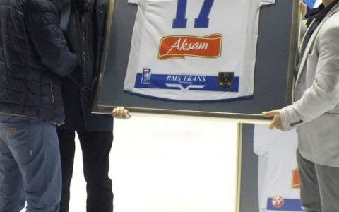 Dziarska 70-latka w akcji – FOTO