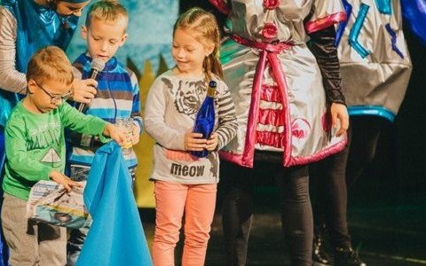 Kosmolenie ratują ziemię – FOTO