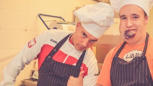 Krzysztof Węgrzyn chce być kucharzem – FILM, FOTO