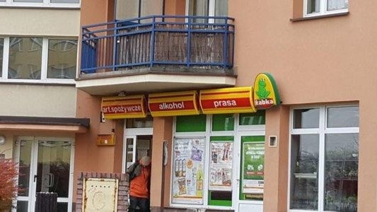 Włamali się do „Żabki”