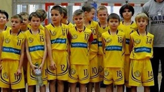 Kolejny występ zawodników Kadeta w turnieju minikoszykówki