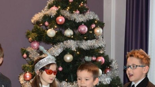 Anielska choinka w wykonaniu przedszkolaków – FOTO