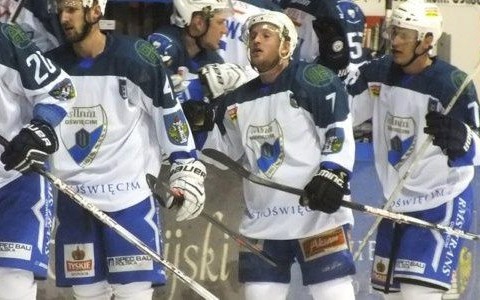 Unia z Gabrysiem i Šaurem wygrała z Nestą Miresem