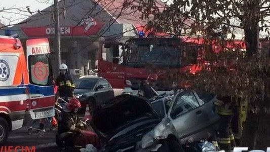 Dachował na krajówce