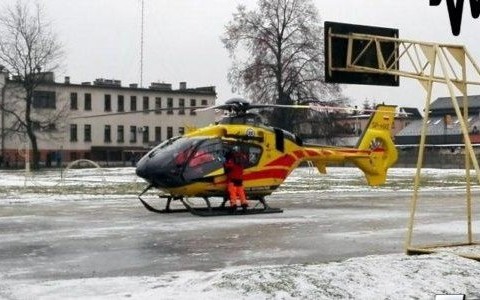Śmigłowiec przyleciał po dziecko z epilepsją
