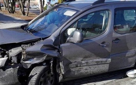 Kolejny wypadek drogowy. Czy to już czarna seria?