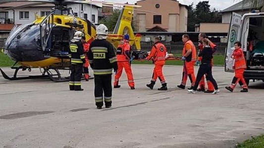 Poparzone dziecko poleciało do szpitala śmigłowcem