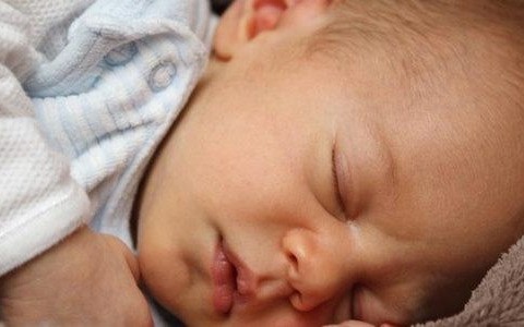 Na libację zabrała niemowlaka