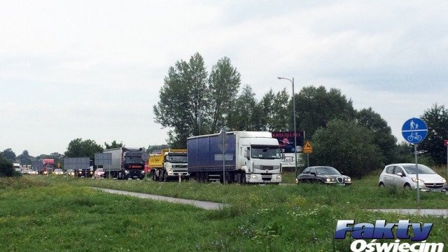 Obwodnica Oświęcimia zakorkowana – FILM, FOTO