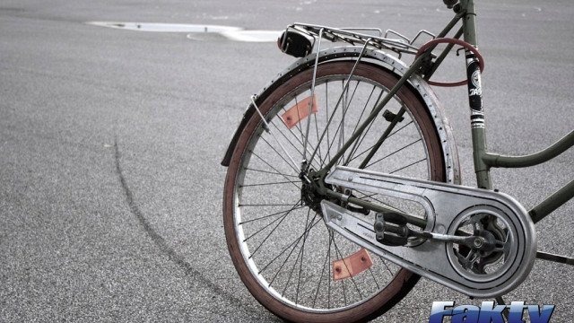 Ściągnął rowerzystę z bicykla