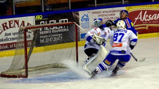Chcesz zobaczyć, jak obecnie prezentuje się Unia i kto w niej gra? Przyjdź na mecz w środę