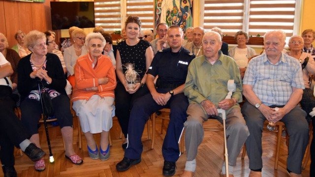 Bezpieczny senior to świadomy senior