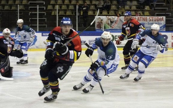 Unia przegrała z Comarchem Cracovią