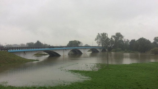 Leje, zalewa i podtapia – FILMY, FOTO (z drona)