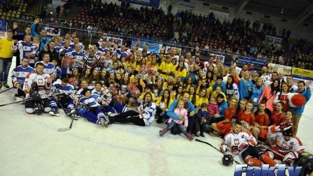 Dzisiaj IV Wielki Charytatywny Mecz Hokejowy