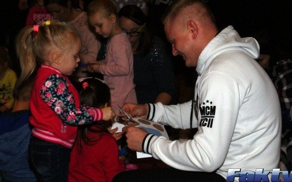 Dziecięcy Poranek z Busy Bee – FILMY, FOTO