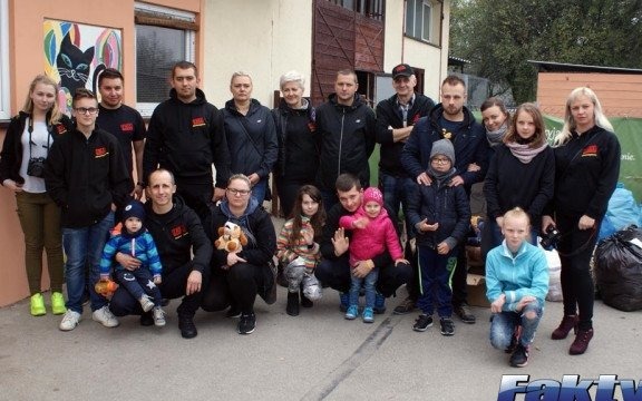 Motocykliści w schronisku – FILMY, FOTO