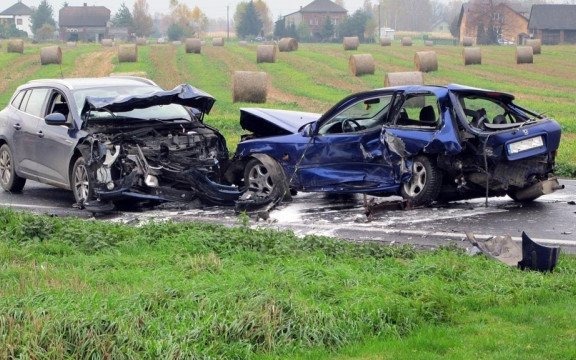 Czołówka na krajówce – FOTO