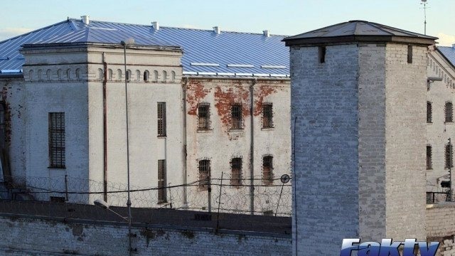 Trafił do więzienia przez niesprawne światło