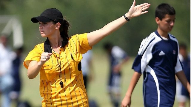 Zostań sędzią piłkarskim