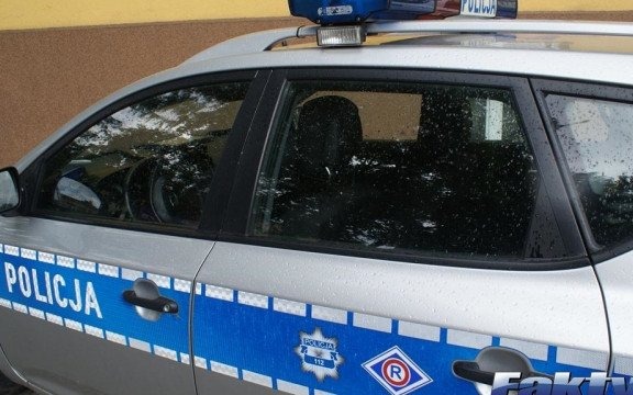 Najechała na seniorkę na chodniku