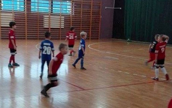 Najmłodsi piłkarze czterech ośrodków z powiatu oświęcimskiego zagrali w turnieju