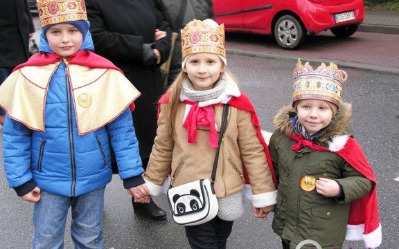 Orszak Trzech Króli w parafii świętego Józefa – FOTO