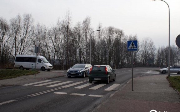 Karambol na feralnym skrzyżowaniu