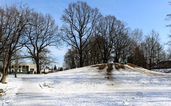 Co się stanie z kęcką górką?