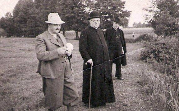 O księdzu Janie Skarbku w Cafe Bergson