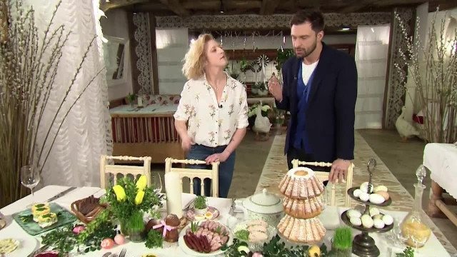 Jak nakryć stół na święta? Porady Lary Gessler