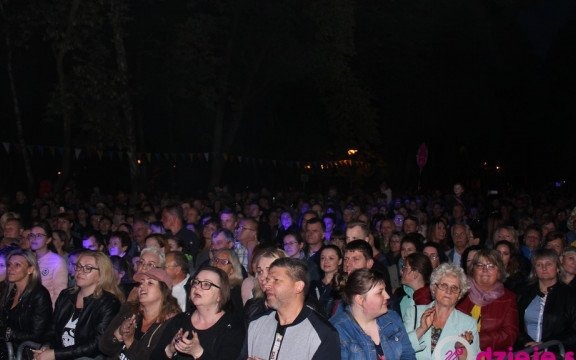 Tłumy szalały na koncercie Piaska – FOTO